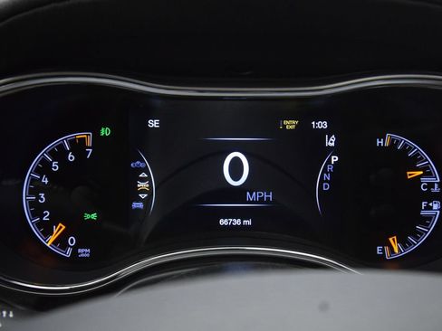 Used 2021 Jeep Grand Cherokee Overland AWD/4WD image 24