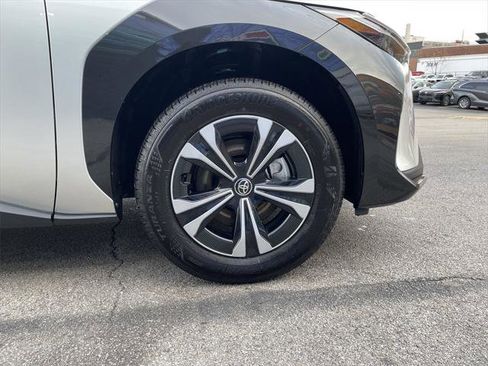 Certified 2025 Toyota bZ4X AWD image 10