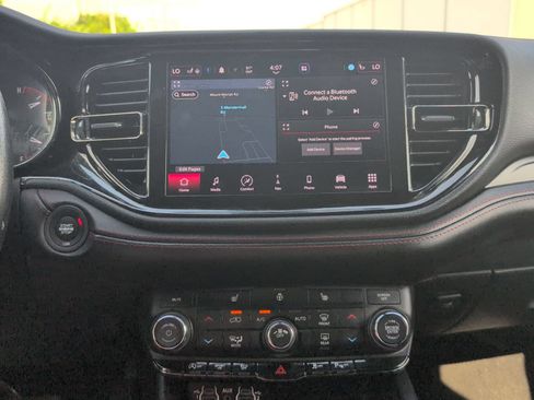 Used 2025 Dodge Durango GT RWD image 17