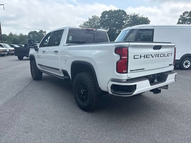 Used 2025 Chevrolet Silverado 2500 High Country w/ High Country Premium Package AWD/4WD image 7