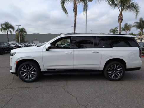 Used 2021 Cadillac Escalade ESV Sport w/ Heavy-Duty Trailer Package image 7