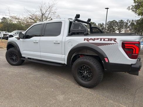 Used 2025 Ford F150 Raptor image 4