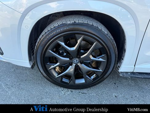 Used 2026 Lexus TX 500h 500h F SPORT Performance Premi image 12