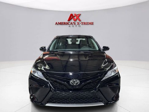 Used 2020 Toyota Camry XSE FWD image 9