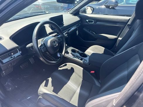 Used 2024 Honda Civic Sport image 3