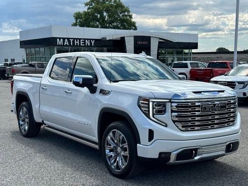 Used 2024 GMC Sierra 1500 Denali AWD/4WD image 7