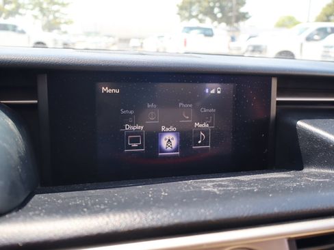 Used 2015 Lexus IS 250 RWD image 21