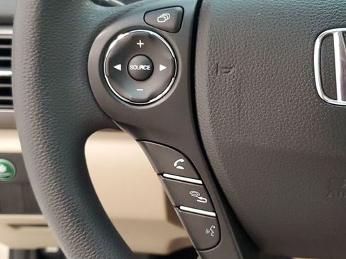 Used 2014 Honda Accord LX image 9