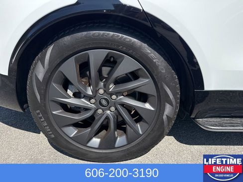 Used 2023 Land Rover Discovery S R-Dynamic AWD/4WD image 6