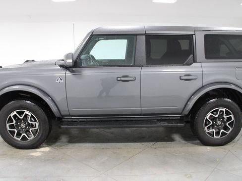 Used 2024 Ford Bronco Outer Banks AWD/4WD image 6