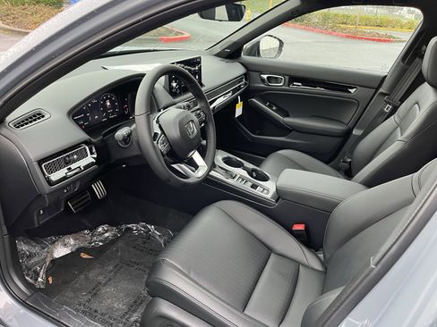 Used 2026 Honda Civic Sport Touring image 9