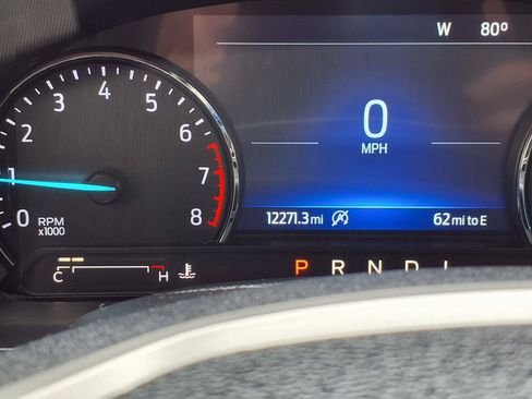 Used 2024 Ford Explorer XLT w/ Equipment Group 202A AWD/4WD image 19