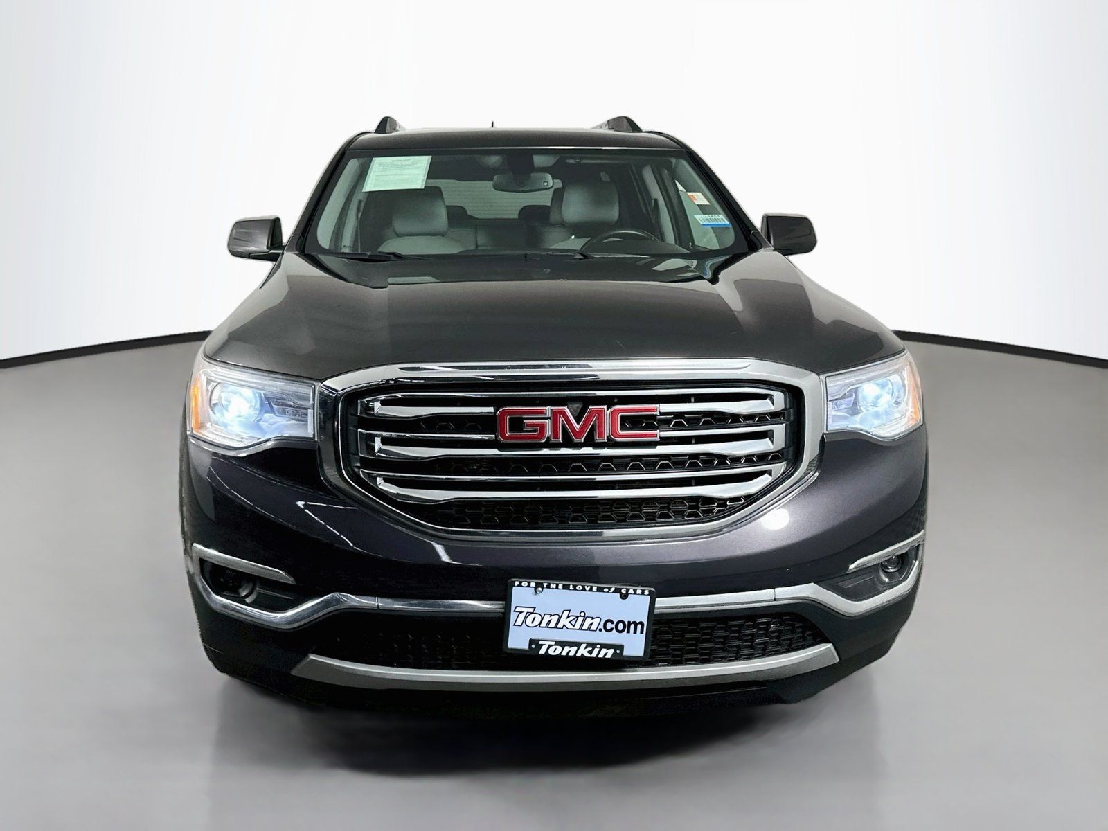 Used 2017 GMC Acadia SLT AWD/4WD image 2