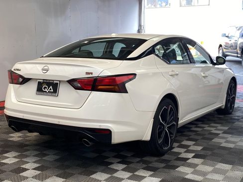 Used 2024 Nissan Altima 2.5 SR FWD image 6