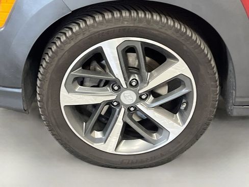 Used 2020 Hyundai Kona Ultimate AWD/4WD image 32