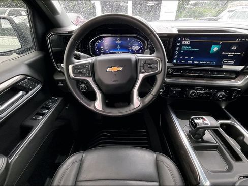Used 2025 Chevrolet Silverado 1500 LTZ w/ Z71 Off-Road Package AWD/4WD image 11