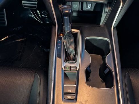 Used 2019 Honda Accord Sport image 18