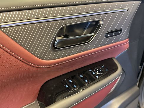 New 2026 INFINITI QX80 Autograph image 13