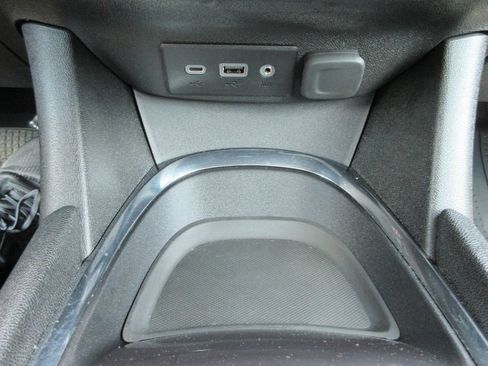 Used 2023 Chevrolet Malibu LT w/ Redline Edition FWD image 27