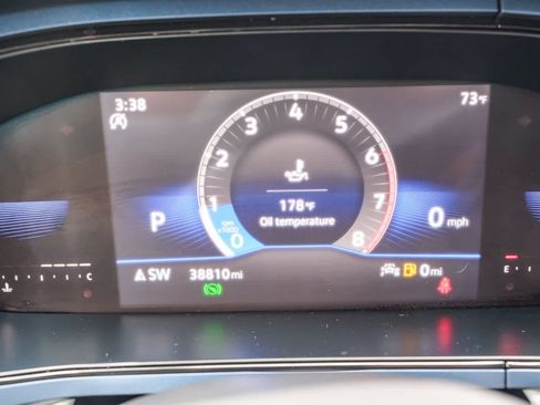 Used 2022 Volkswagen Taos SE w/ Driver Assistance Package FWD image 23