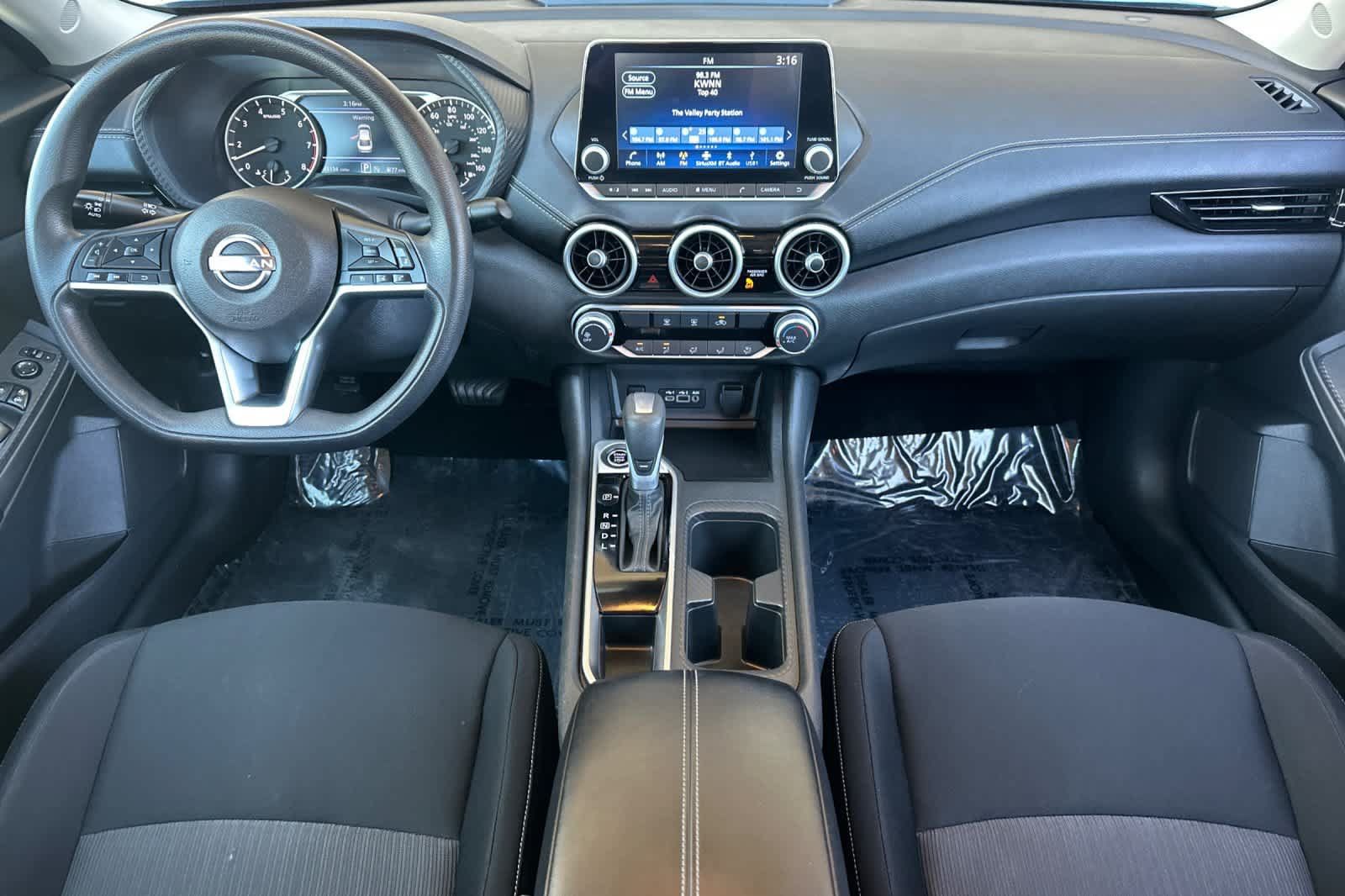 Used 2025 Nissan Sentra SV FWD image 12