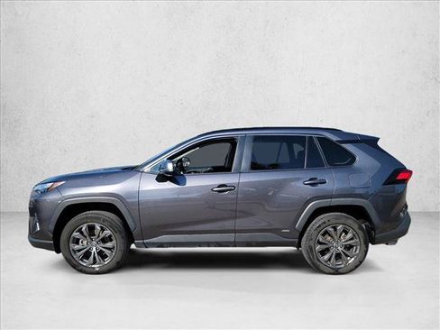 Used 2024 Toyota RAV4 XLE Premium w/ Weather Package AWD/4WD image 8