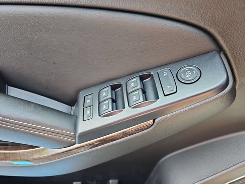 Used 2019 Chevrolet Tahoe LS RWD image 26