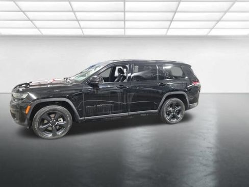 Used 2023 Jeep Grand Cherokee L Laredo AWD/4WD image 8