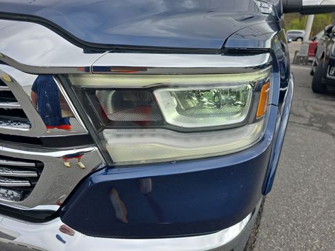 Used 2019 RAM 1500 Laramie AWD/4WD image 7