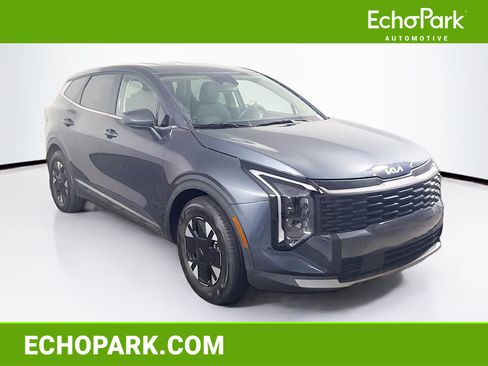 Used 2026 Kia Sportage LX FWD image 1