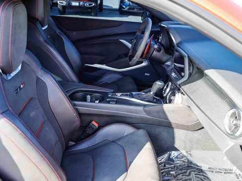 Used 2022 Chevrolet Camaro ZL1 image 17