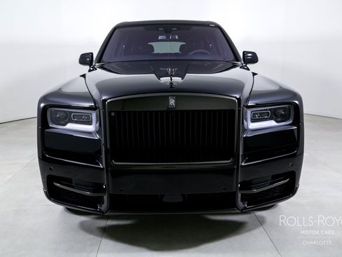 Certified 2024 Rolls-Royce Cullinan Black Badge w/ Dark Exterior Package AWD/4WD image 7