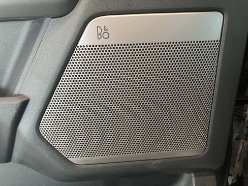 Used 2021 Ford F150 Lariat w/ Equipment Group 502A High image 16