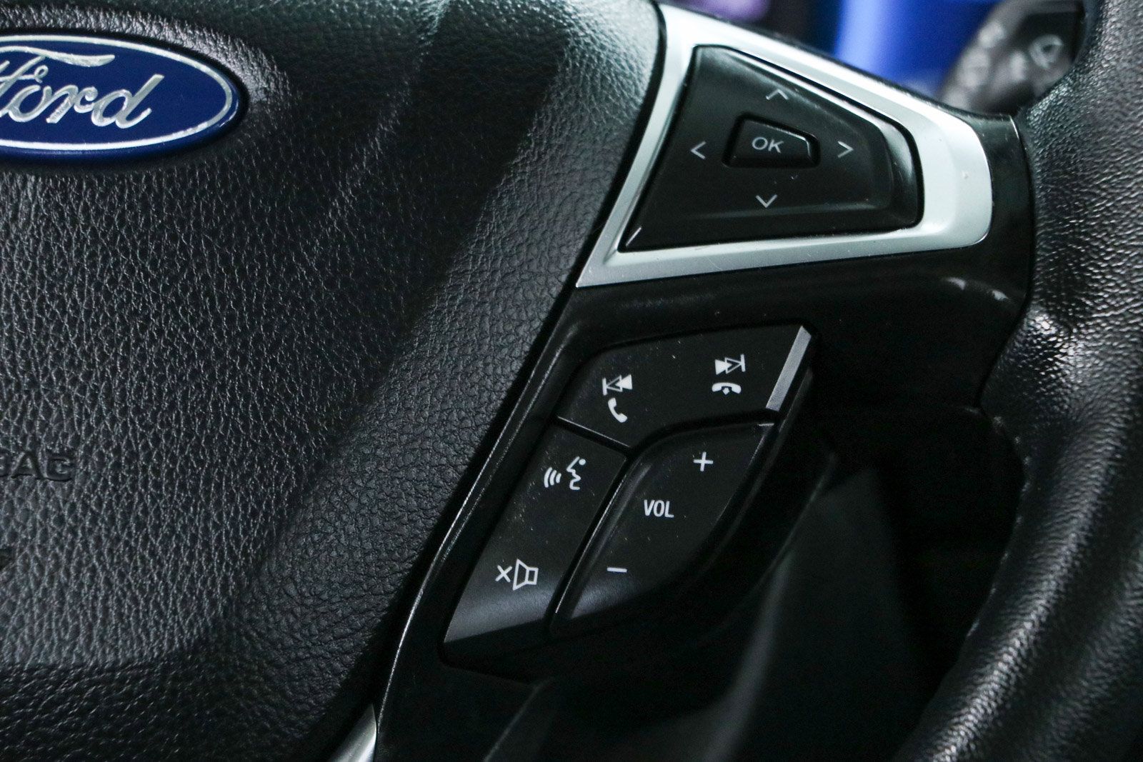 Used 2024 Ford Edge SEL w/ Convenience Package AWD/4WD image 14