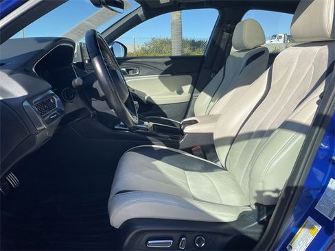 Used 2023 Acura Integra A-Spec image 18