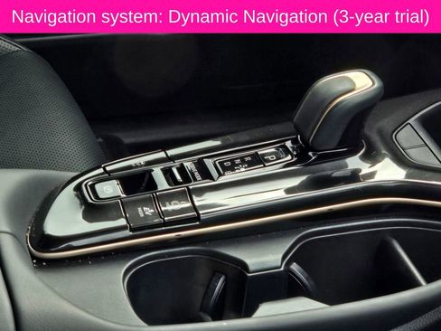 Used 2024 Toyota Crown Limited image 12