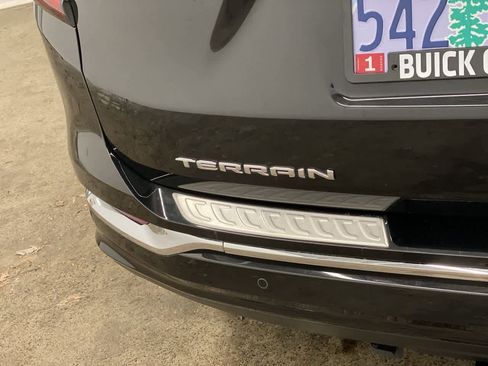 Used 2022 GMC Terrain Denali image 10