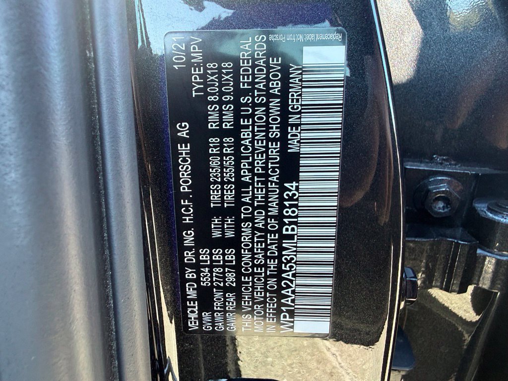 Used 2021 Porsche Macan AWD/4WD image 44