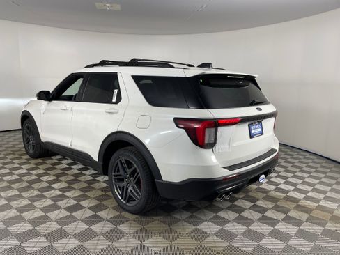 New 2026 Ford Explorer ST w/ Sun And Sound Package image 5