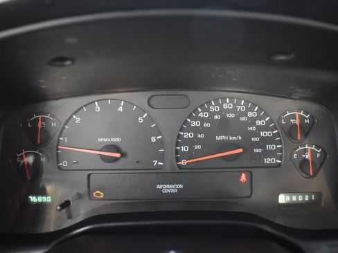 Used 2004 Dodge Dakota Sport w/ Deluxe Convenience Group image 19