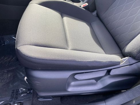 Used 2025 Toyota Corolla LE image 23