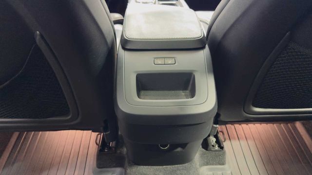 Used 2016 Volvo XC90 T5 Inscription w/ Vision Package AWD/4WD image 22
