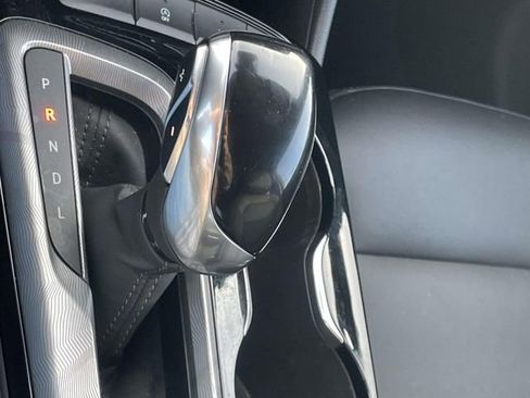 Used 2025 Buick Envista Sport Touring image 20