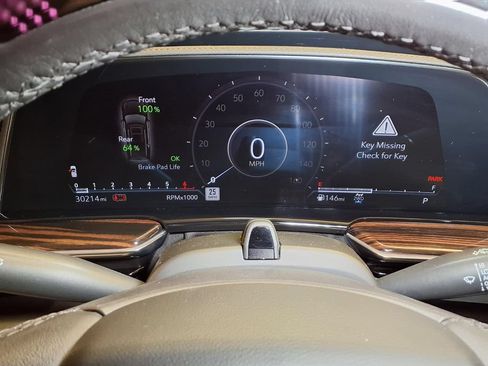 Certified 2024 Cadillac Escalade Premium Luxury AWD/4WD image 10