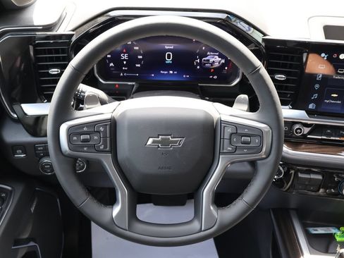 New 2026 Chevrolet Silverado 1500 LT Trail Boss w/ LT Trail Boss Premium Package AWD/4WD image 18