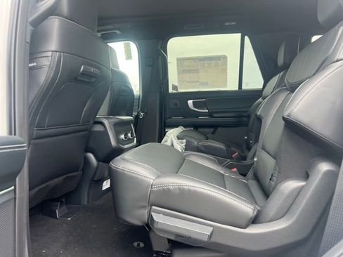 New 2025 Ford Expedition Platinum w/ Stealth Performance Package image 5