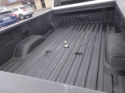 Used 2025 Chevrolet Silverado 3500 LT w/ Safety Package image 9