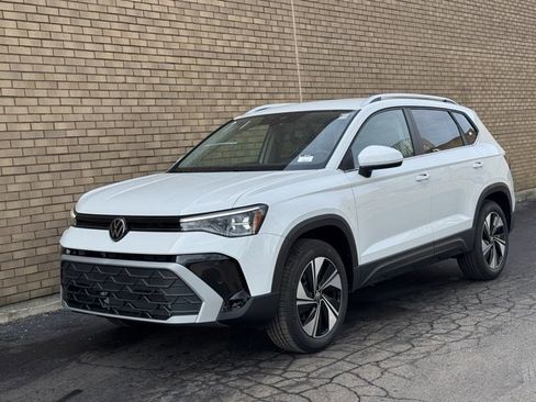 New 2026 Volkswagen Taos SE AWD/4WD image 27