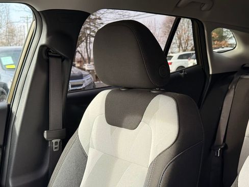 Used 2024 Chevrolet Trax LS image 25