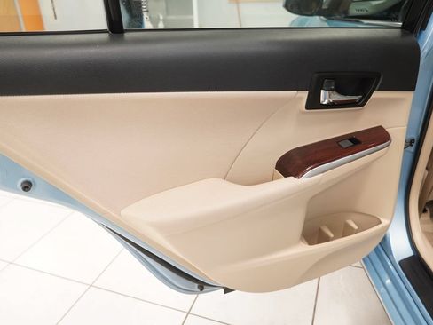 Used 2012 Toyota Camry XLE FWD image 25